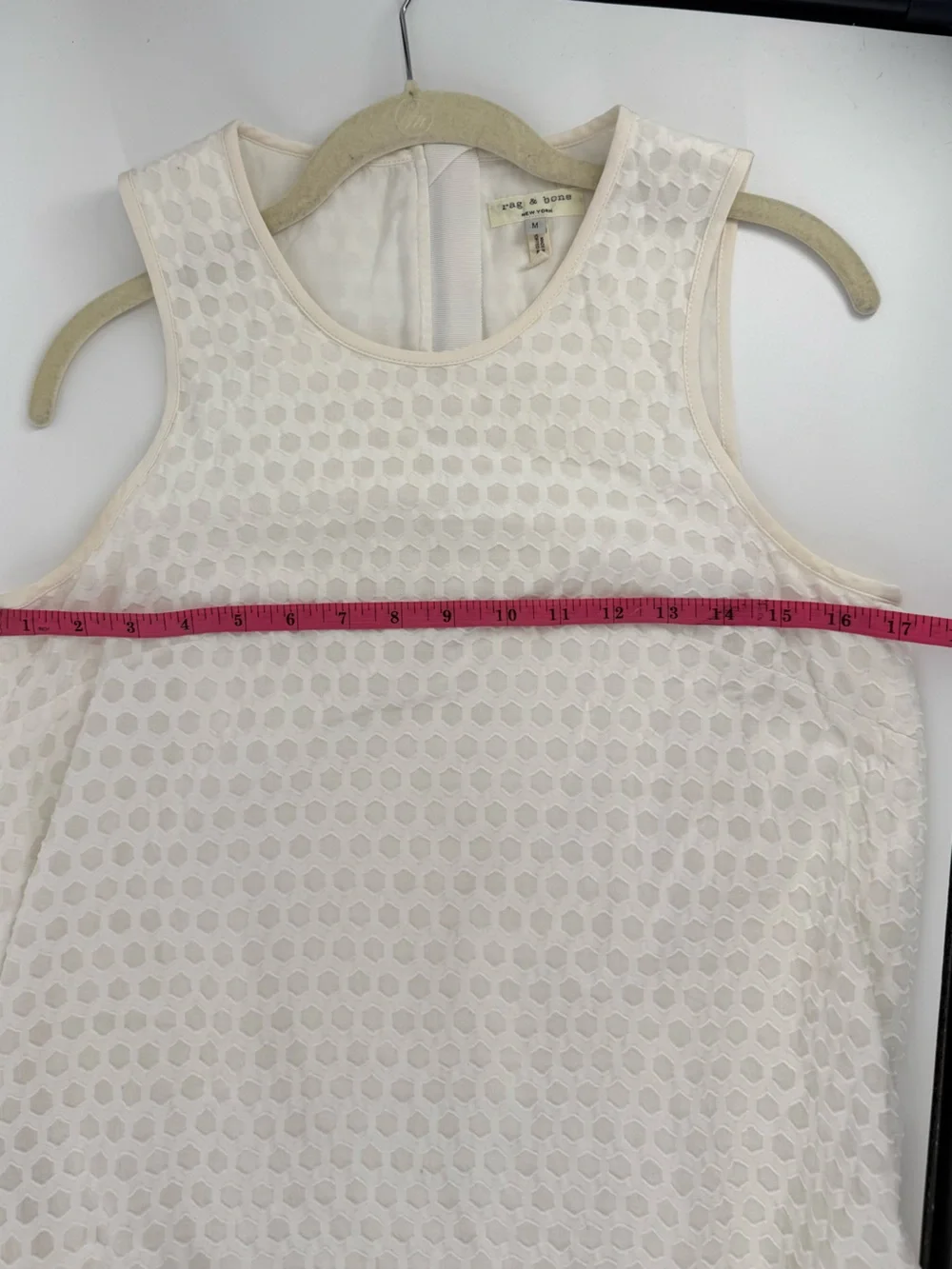 Evie Honeycomb‎ Shift Dress